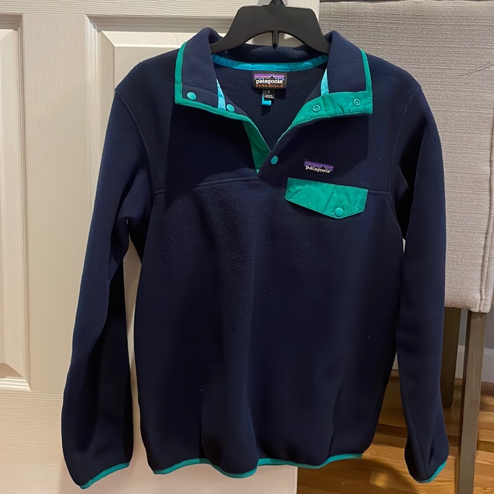 Patagonia Women’s Lightweight Synchilla Snap-T Fleece Pullover